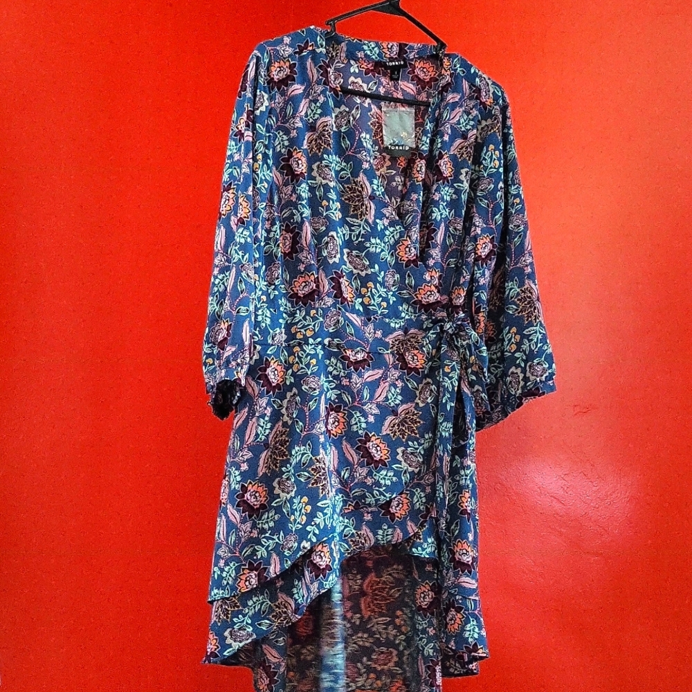 Torrid Flowy Wrap Top